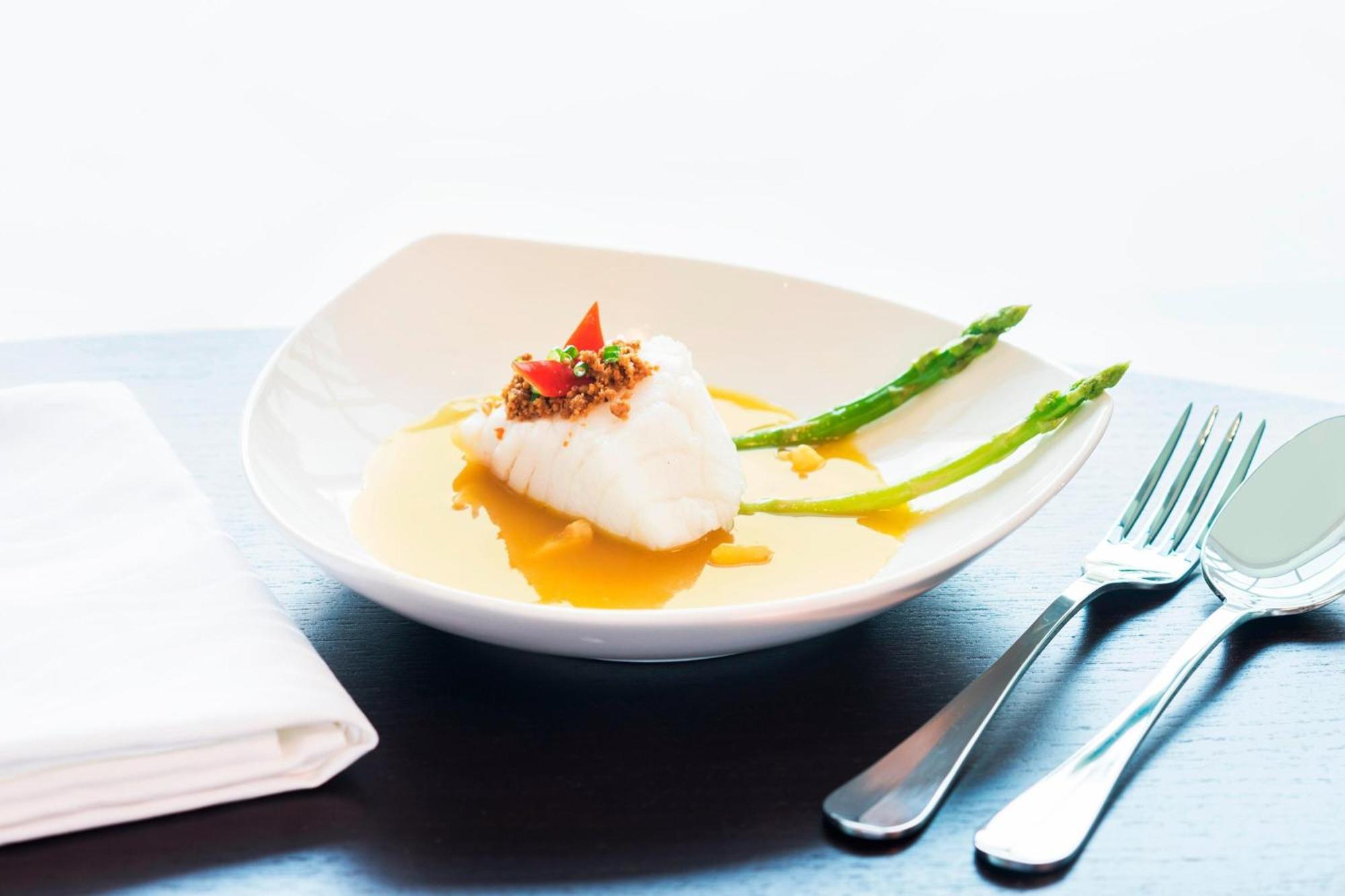Le Meridien Putrajaya Exterior photo Asparagus with fish