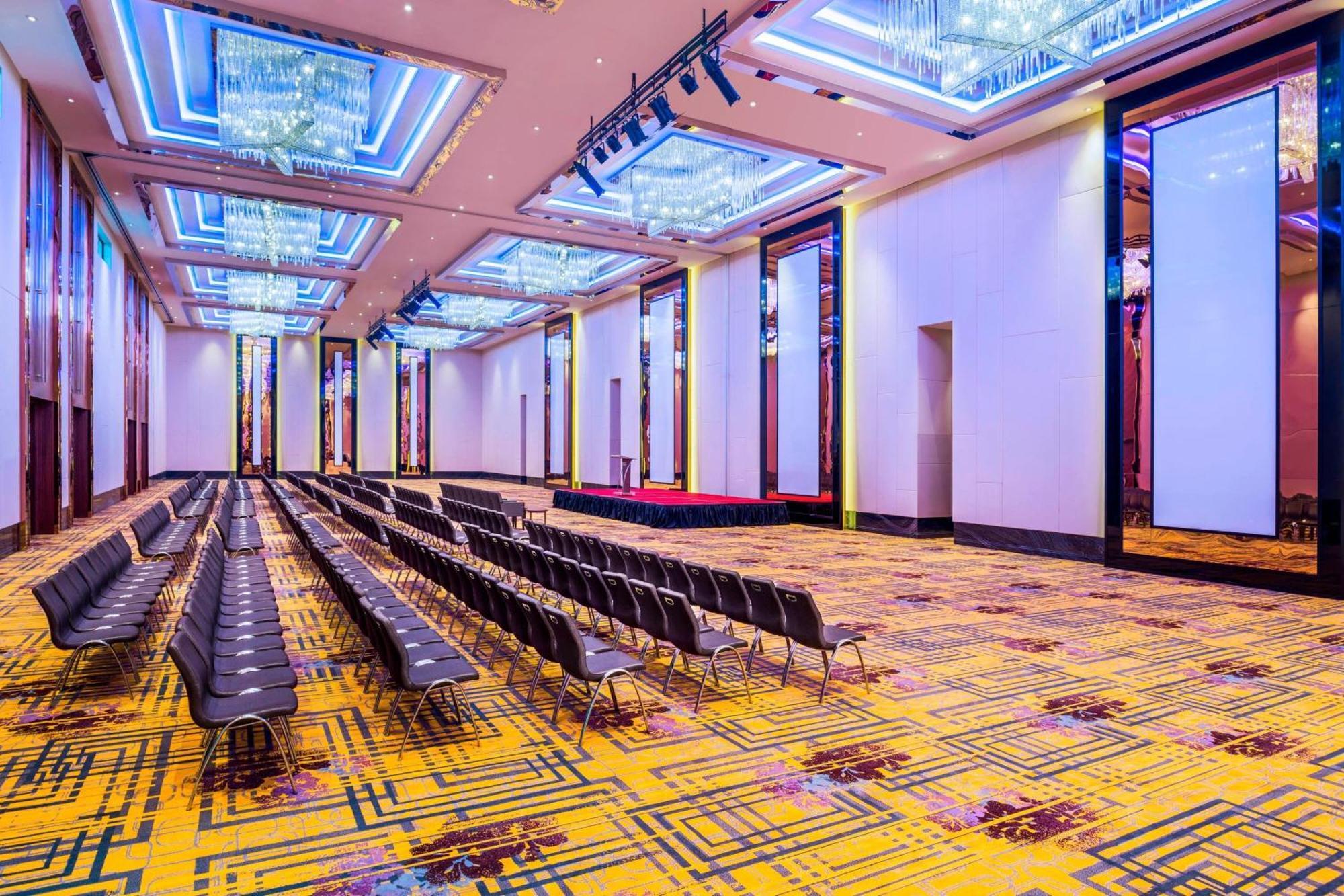 Le Meridien Putrajaya Exterior photo The Grand Ballroom