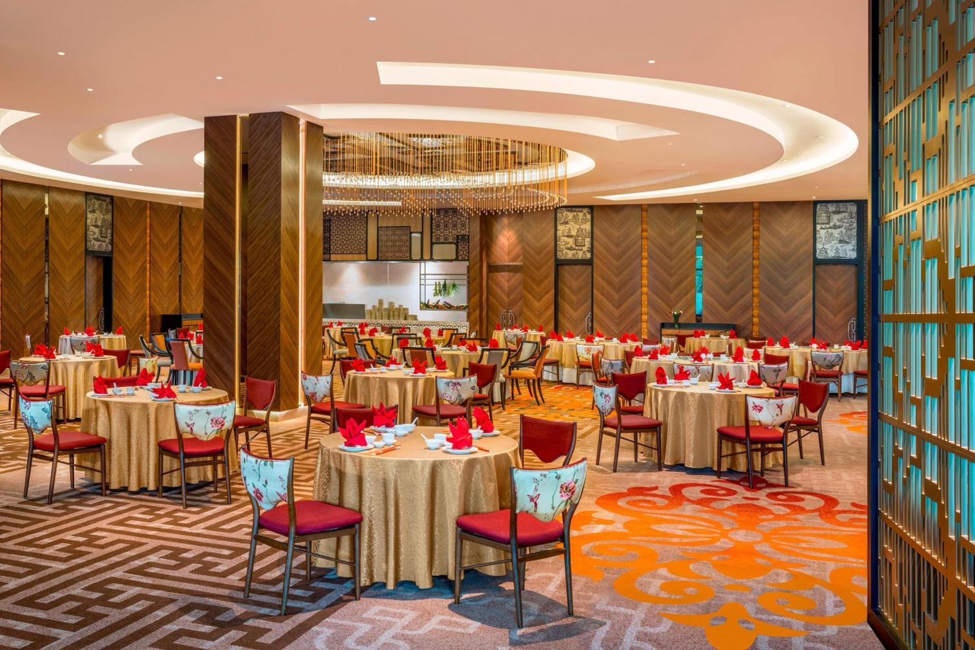 Le Meridien Putrajaya Exterior photo The Chinese restaurant